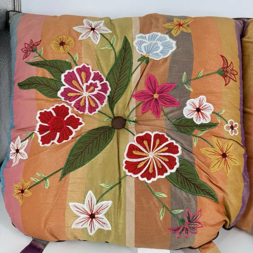 Pier 1 Imports Set of 2 Chair Cushions Floral Embroidered Tufted 17x17 Ties - Picture 5 of 9